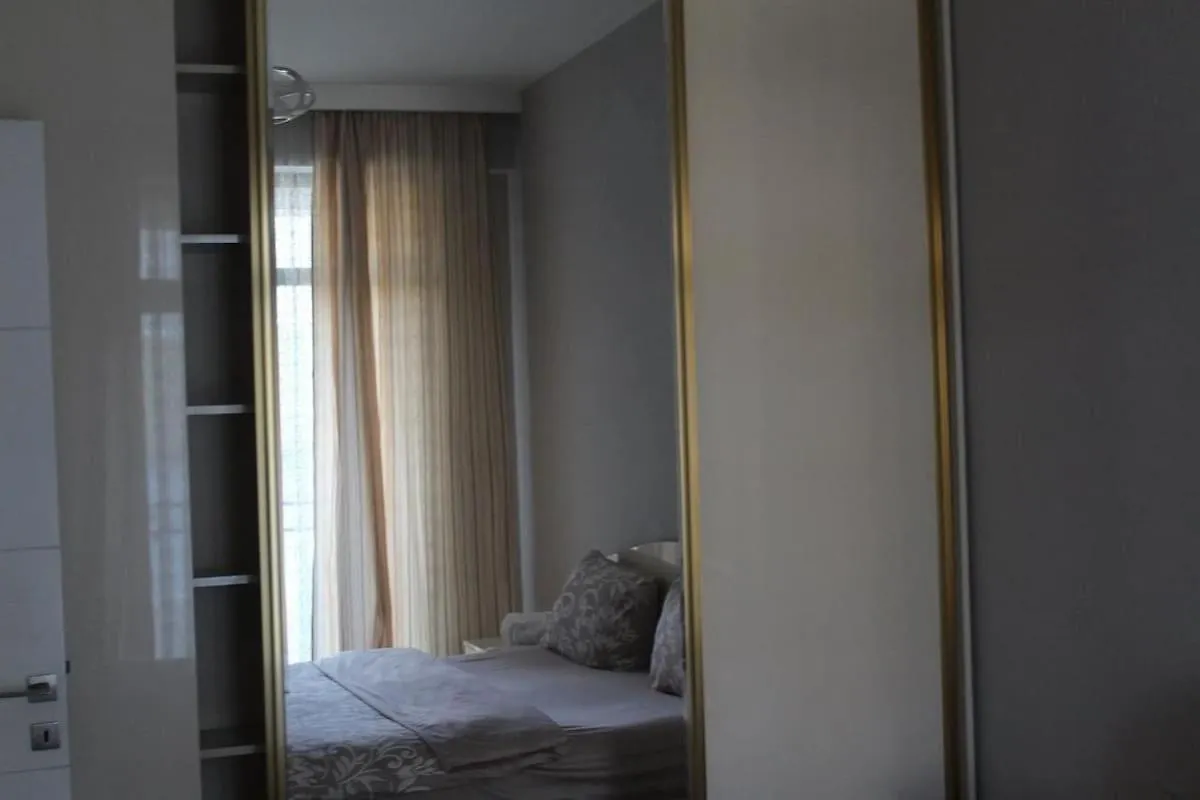 Apartment For Rent In Green Budapest ティビリシ グルジア
